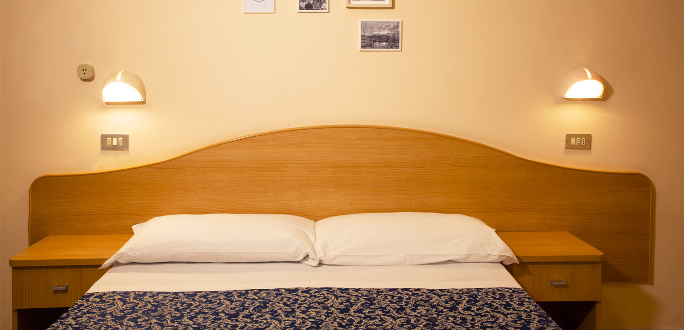 media.Anteprima-camera-Classic-Matrimoniale-Hotel-Arlecchino-Riccione-1